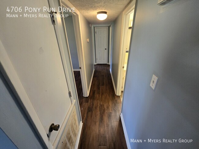 Building Photo - 4706 Pony Run Dr