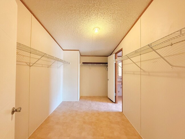 Building Photo - The Home You’ve Been Searching For!