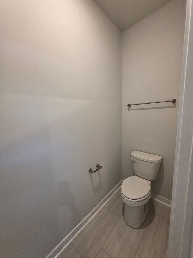 Building Photo - For Lease!! Experience comfortable, low-maintenance living in one of Gallatin’s premier active-ad...