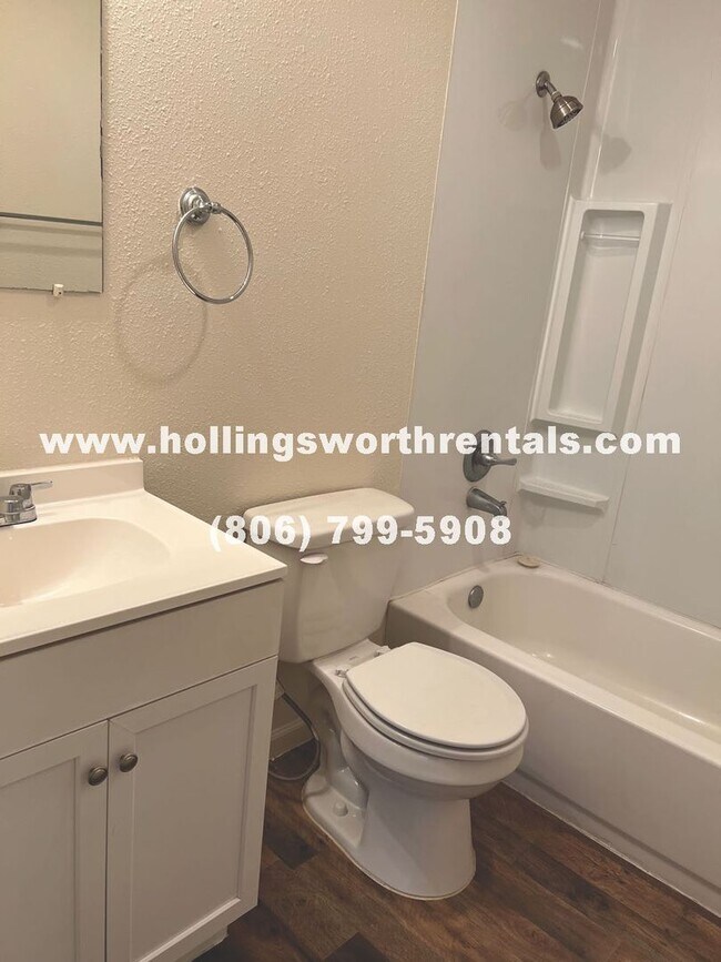 Building Photo - Cute 2 bedroom 1 bath House