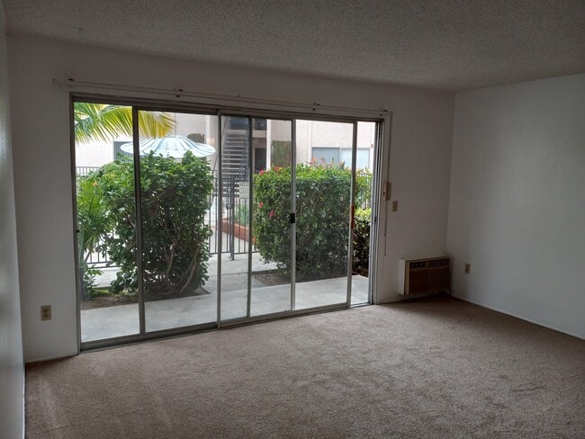 Building Photo - 6665 Mission Gorge Rd