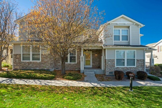 Building Photo - Cute 2bd, 2.5ba Townhome Across from Cottonwood Park....shorter lease term available