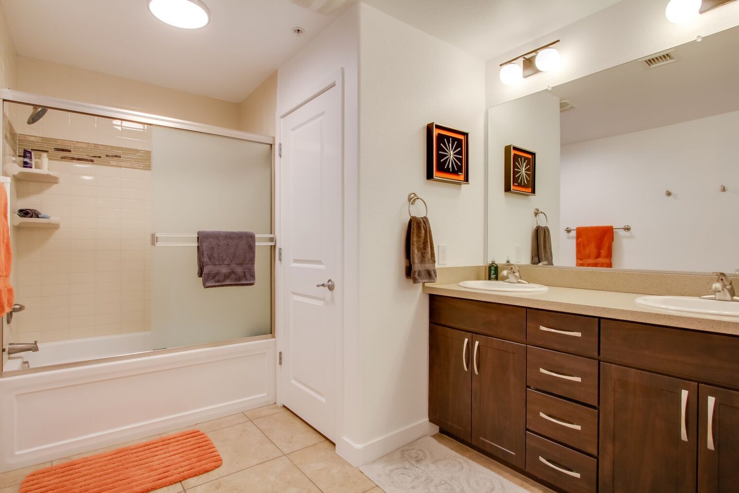 Building Photo - 5350 E Deer Valley Dr