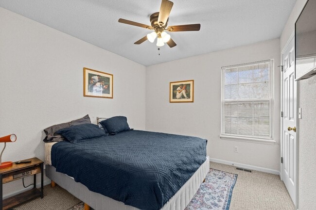 Building Photo - 5343 Godas Cir