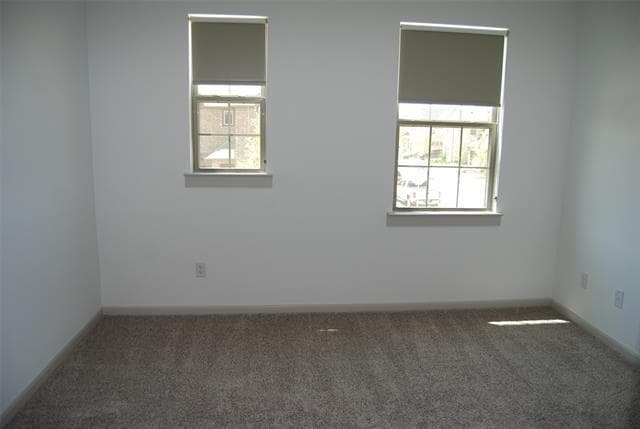 Building Photo - 2133 Bonnell St