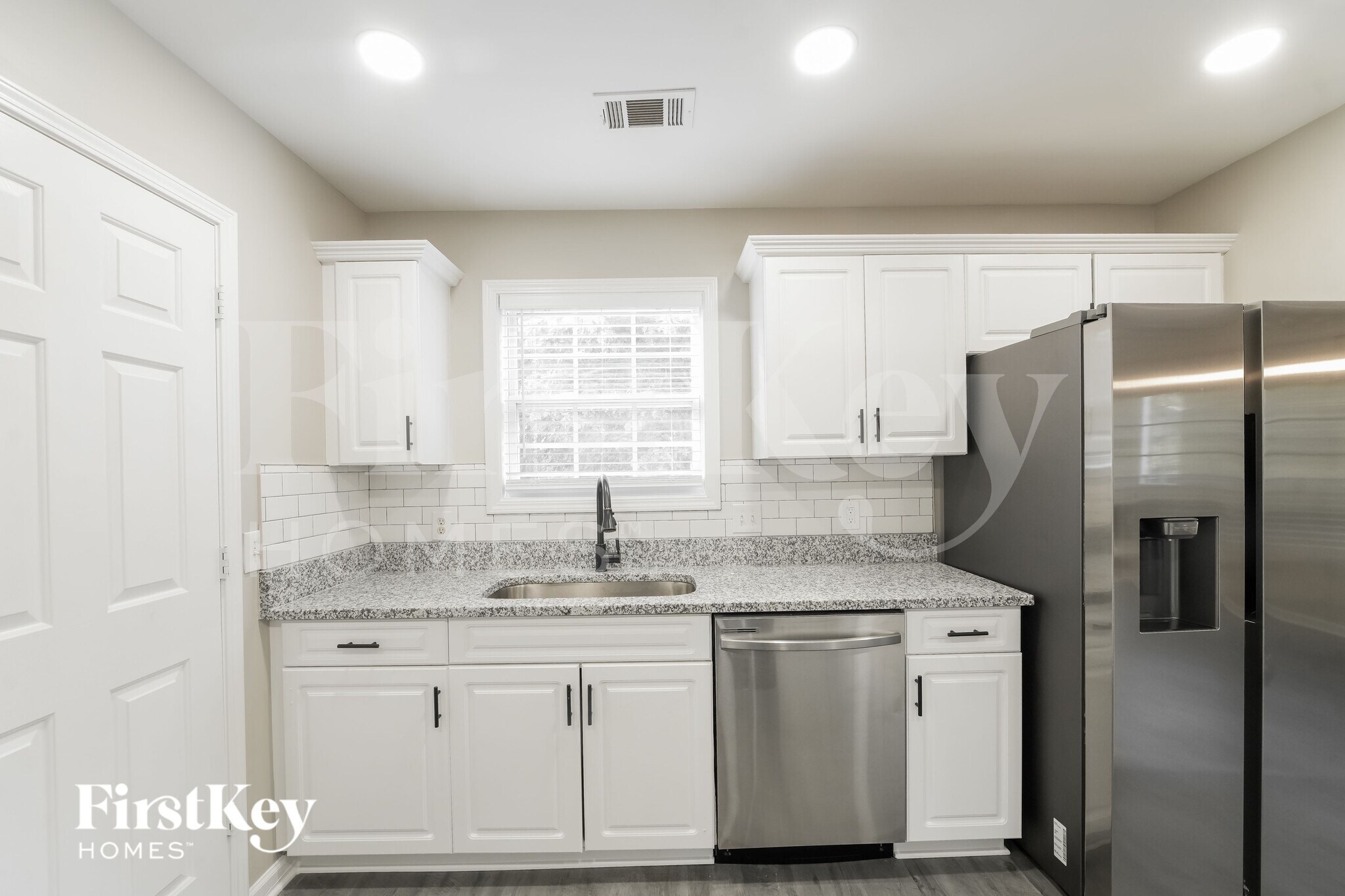 Building Photo - 87 Indian Hills Dr