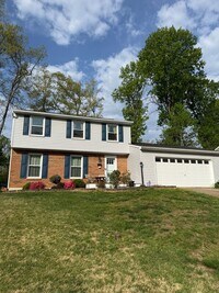 Building Photo - 15310 Holly Hill Dr