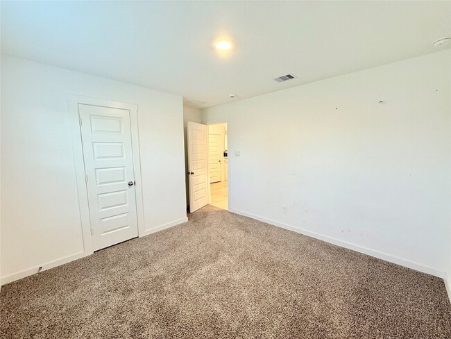 Building Photo - 31611 Farlam Farms Trl