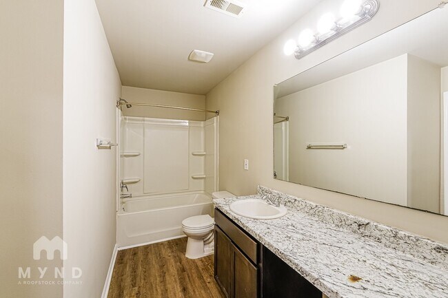 Building Photo - 132 Patriot Point Dr