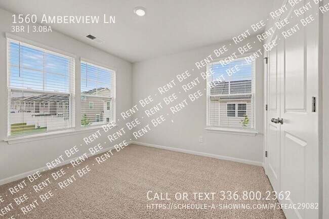 Building Photo - 1560 Amberview Ln