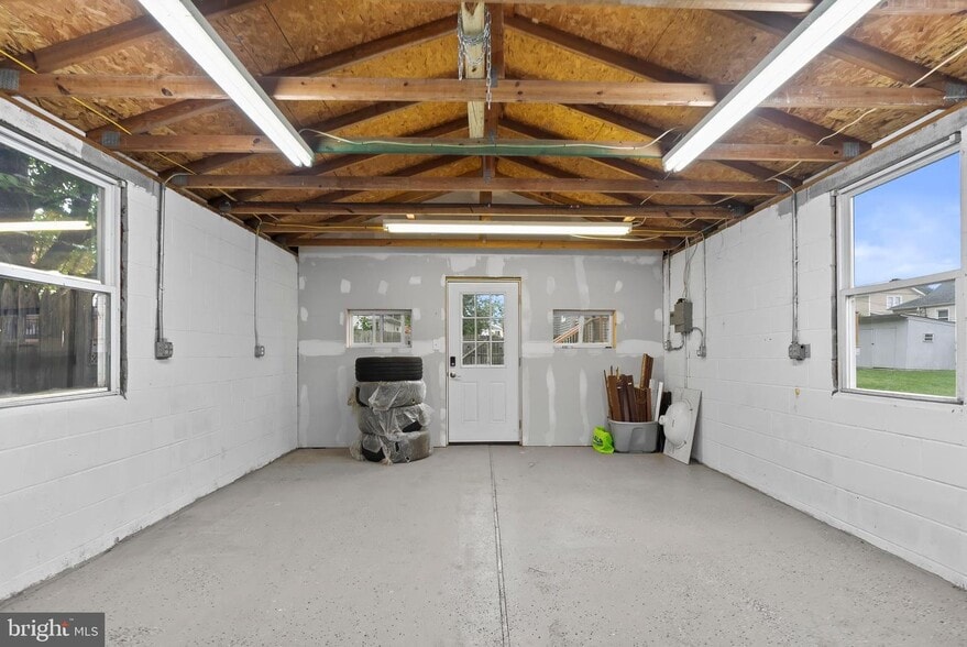 Building Photo - 3101 Texas Ave