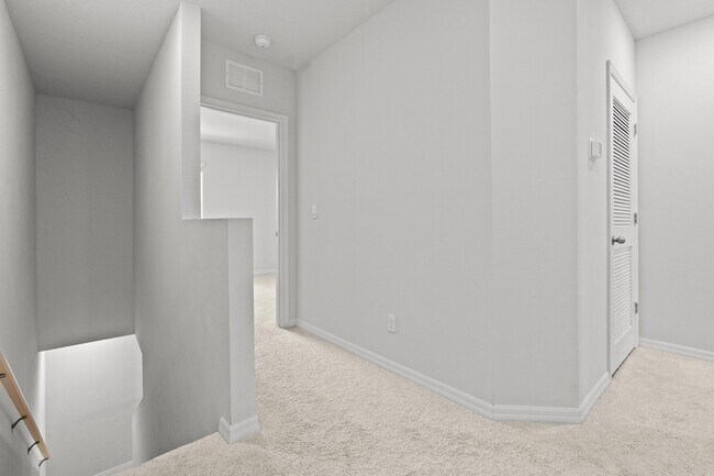 Building Photo - 12869 SW Forli Wy