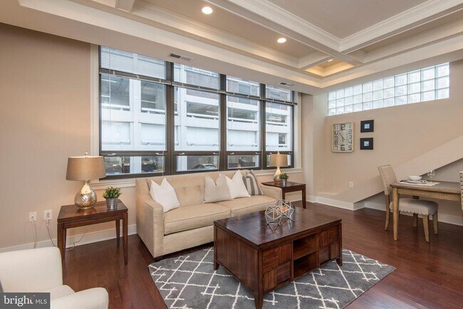 Building Photo - 1501 Locust St