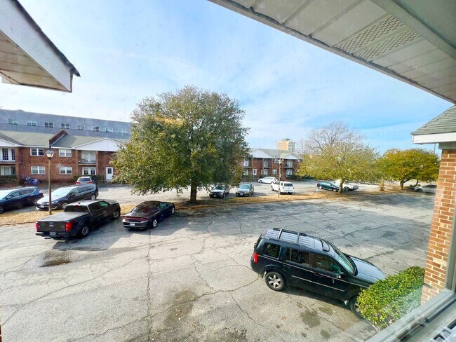 Building Photo - Meridian Apartments