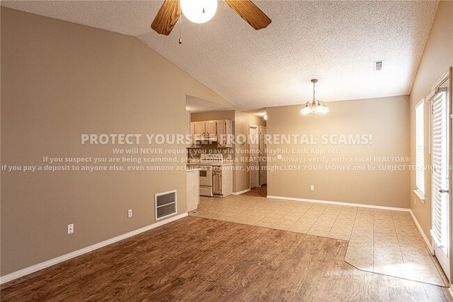 Building Photo - 3195 W Woodfield Way