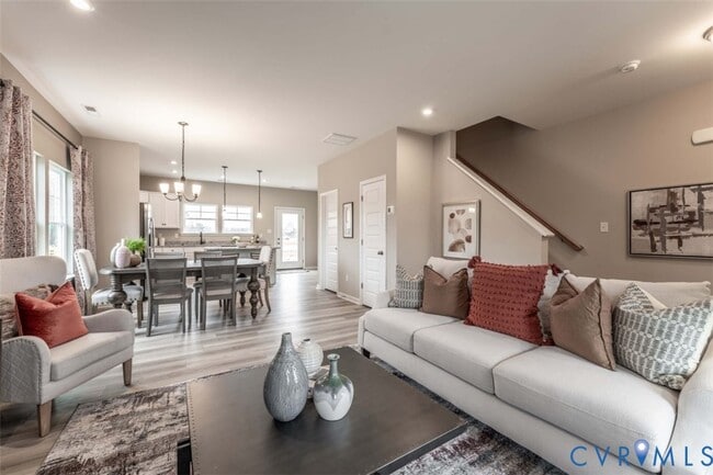 Building Photo - 3413 Hopkins Rd