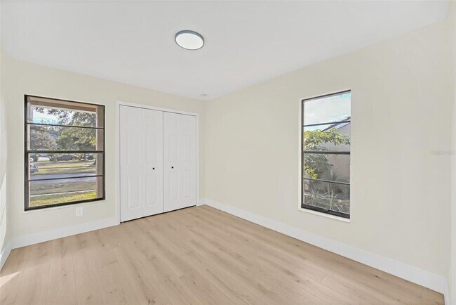 Building Photo - 8244 Limetree Ct