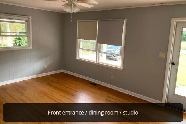 Building Photo - 924 Sunbury Dr