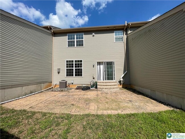 Building Photo - 637 Mulberry Dr