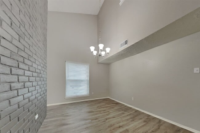 Building Photo - 4810 Ingleside Ct