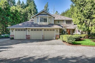 Building Photo - For Rent – Stunning 4-Bedroom NW Contempor...