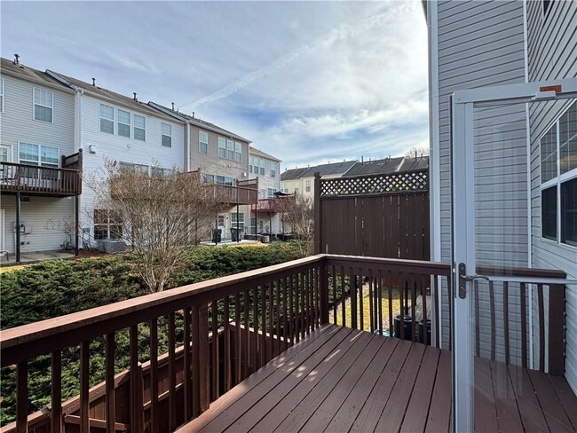 Building Photo - 1379 Thornborough Dr