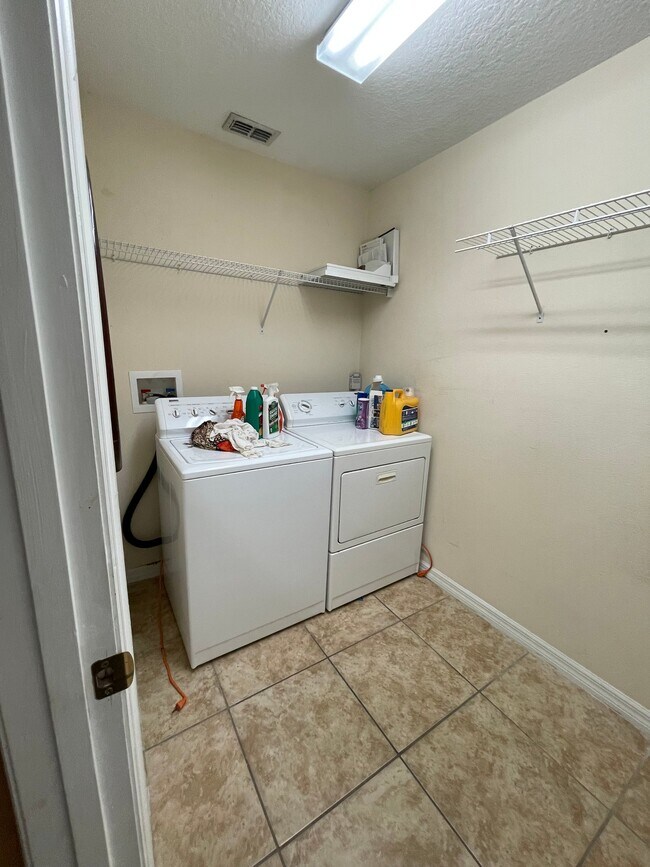 Building Photo - 4373 Spring Blossom Dr