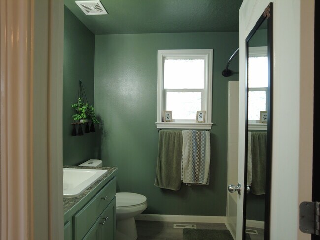 Building Photo - 3551 S Payette River Ave