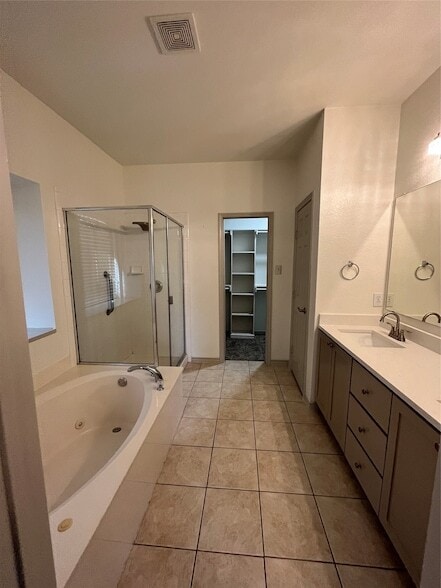 Building Photo - 1200 Oakley Dr
