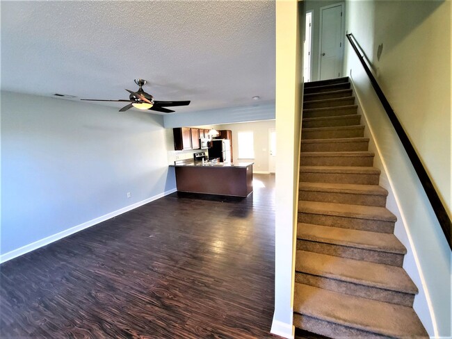 Building Photo - 202 Lanieve Ct