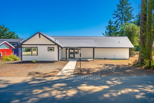 Building Photo - 7009 Stanich Ave