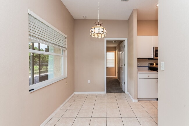 Building Photo - 3027 58th Terrace E