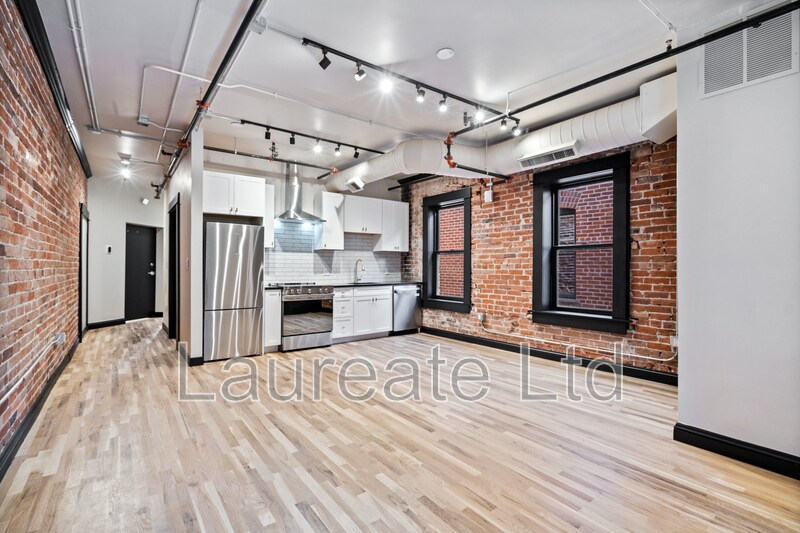 Building Photo - 1490 Lafayette St