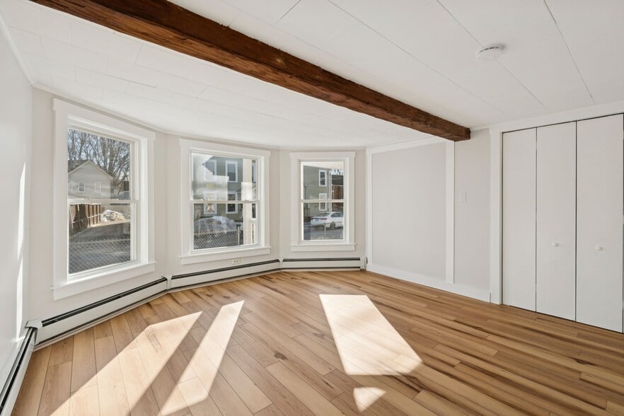 Building Photo - 57 Congress St