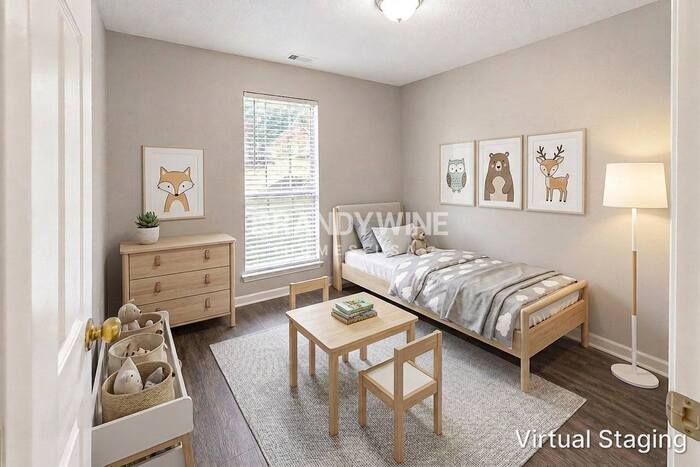 Building Photo - 5597 Blackburg Dr