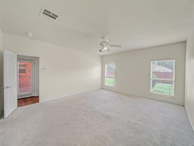 Building Photo - 348 Kansas Trail