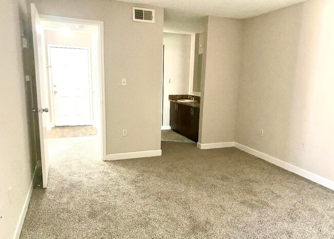 Building Photo - 927 Siesta Key Blvd