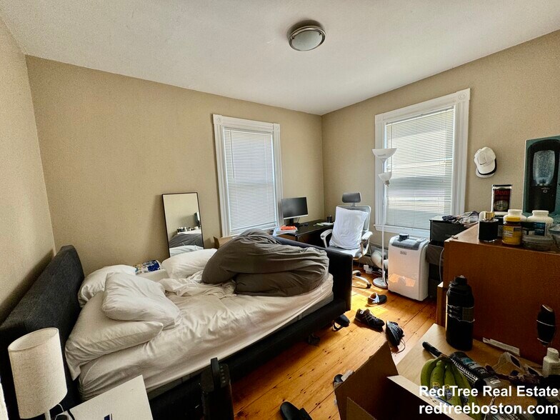 Building Photo - 254 Cypress St