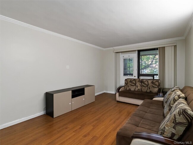 Building Photo - 61-25 98th St