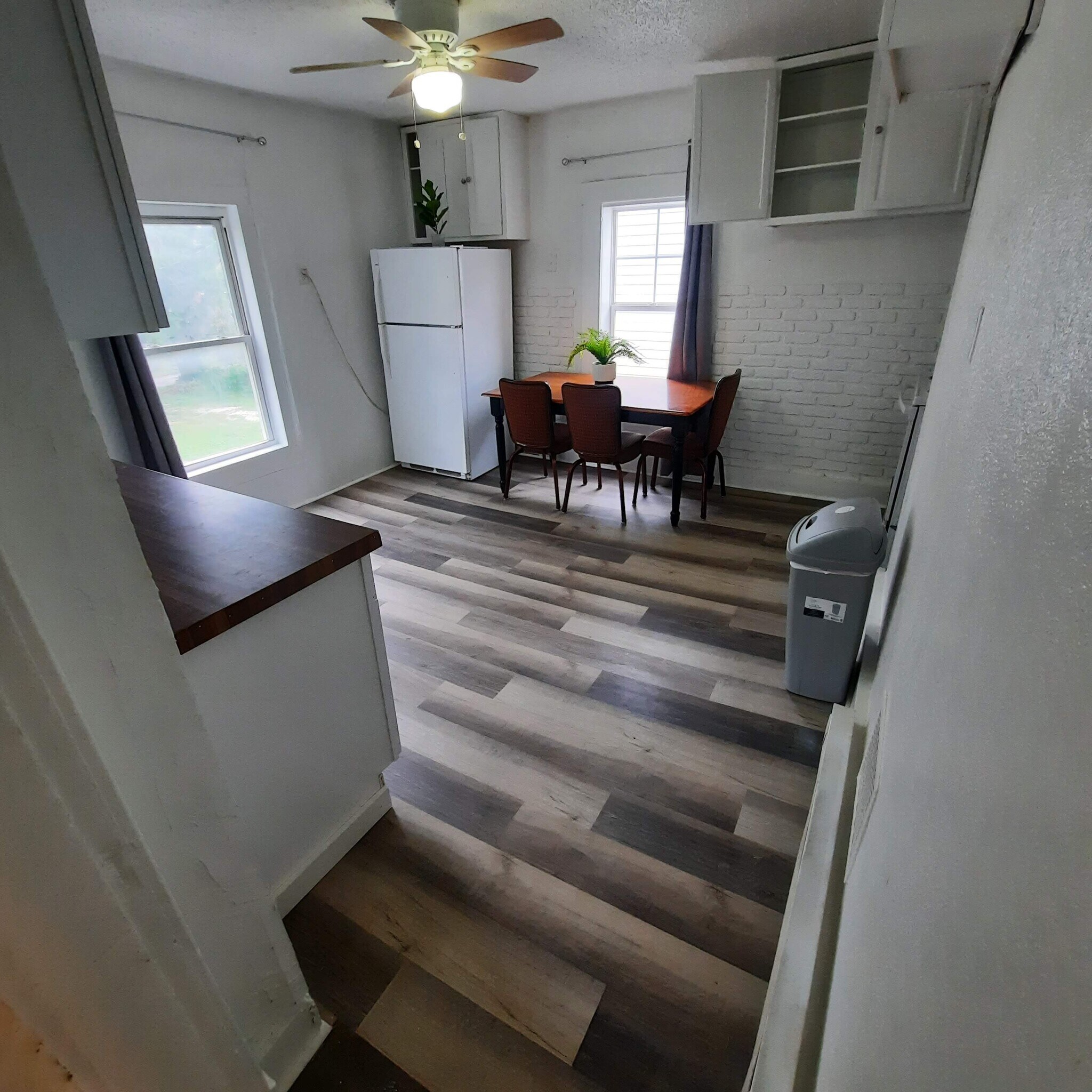 Building Photo - 754 Sullivant Ave