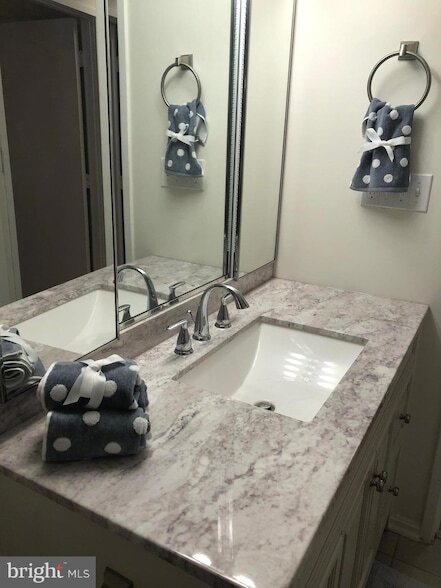 Building Photo - 3310 N Leisure World Blvd