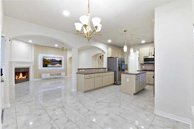 Building Photo - 6507 Hill Haven Ct