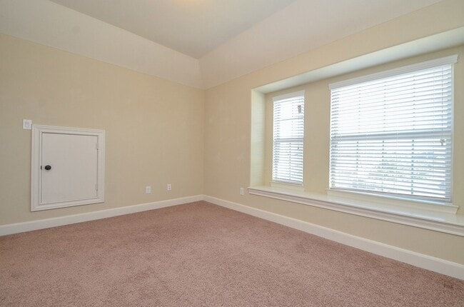 Building Photo - 28723 Primrose Bluff Dr