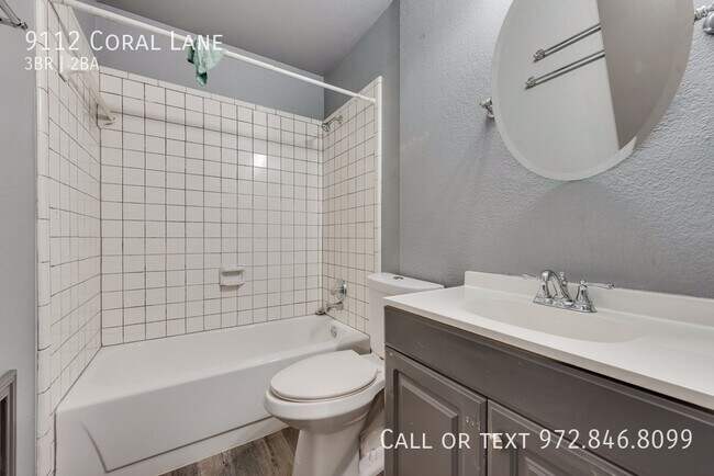 Building Photo - 9112 Coral Ln