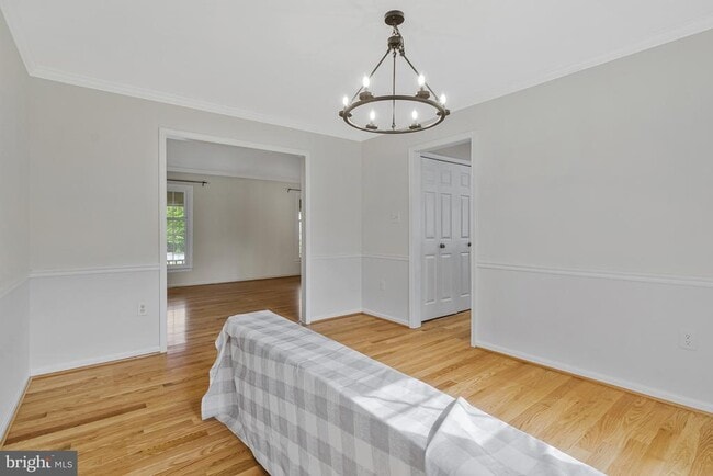 Building Photo - 2689 Glencroft Rd