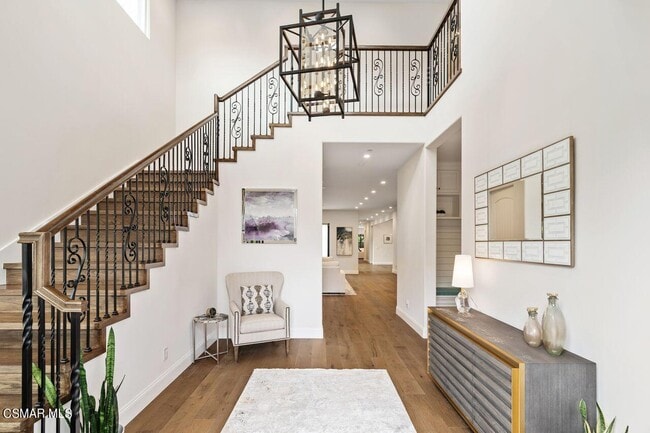 Building Photo - 12727 Landale St