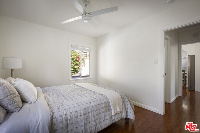 Building Photo - 2723 Ballard St