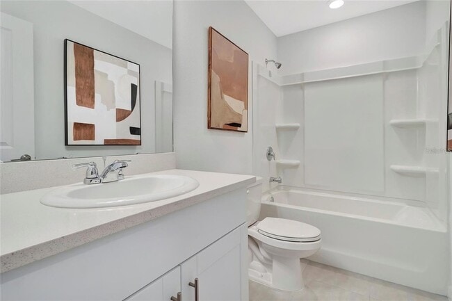 Building Photo - 2596 Penguin Blvd