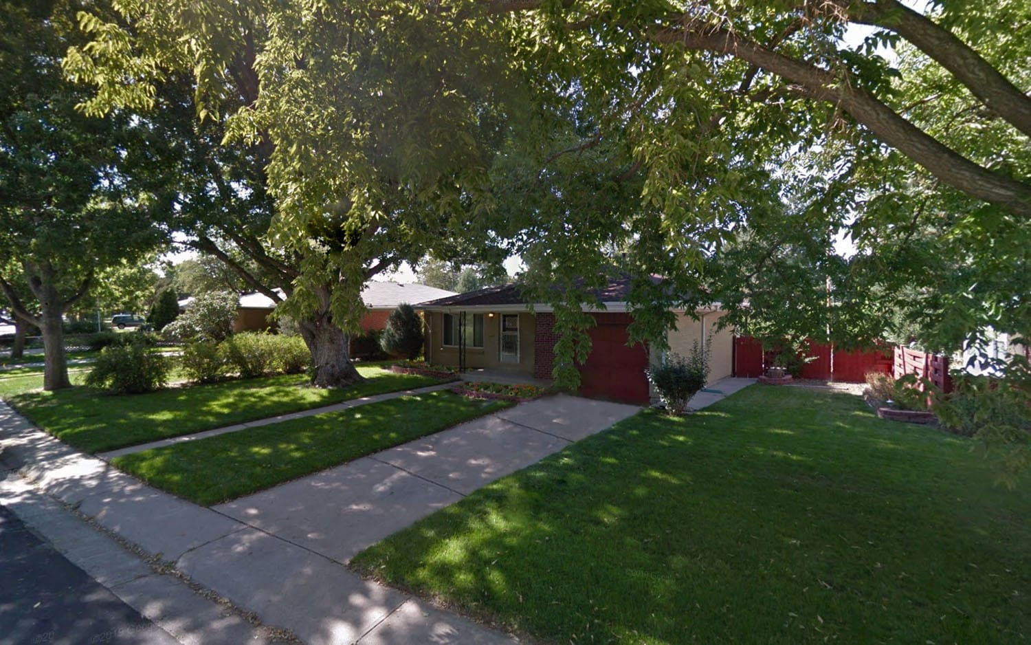 Exterior - 3249 Salem St
