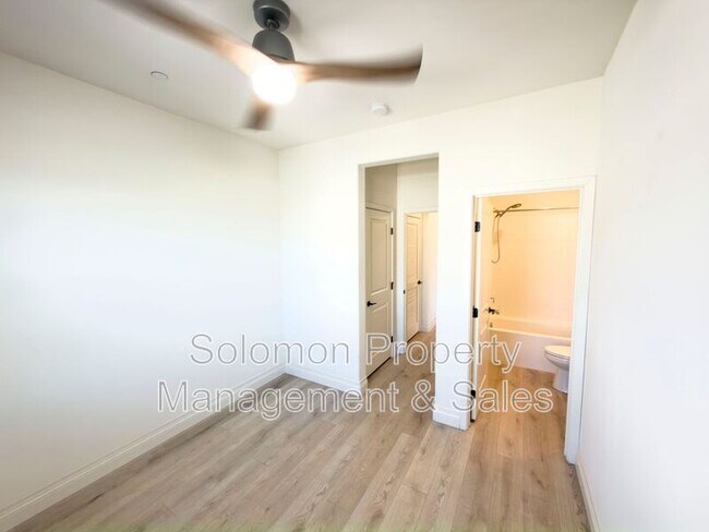 Building Photo - 4336 Harbor Way